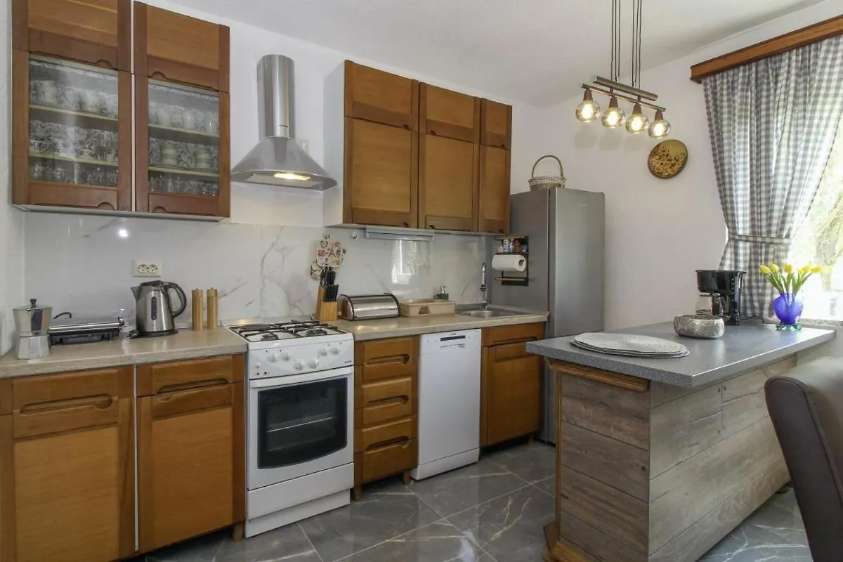 Holiday home Jolanda In Plomin - Haus Fuer 4-6 Personen Villa