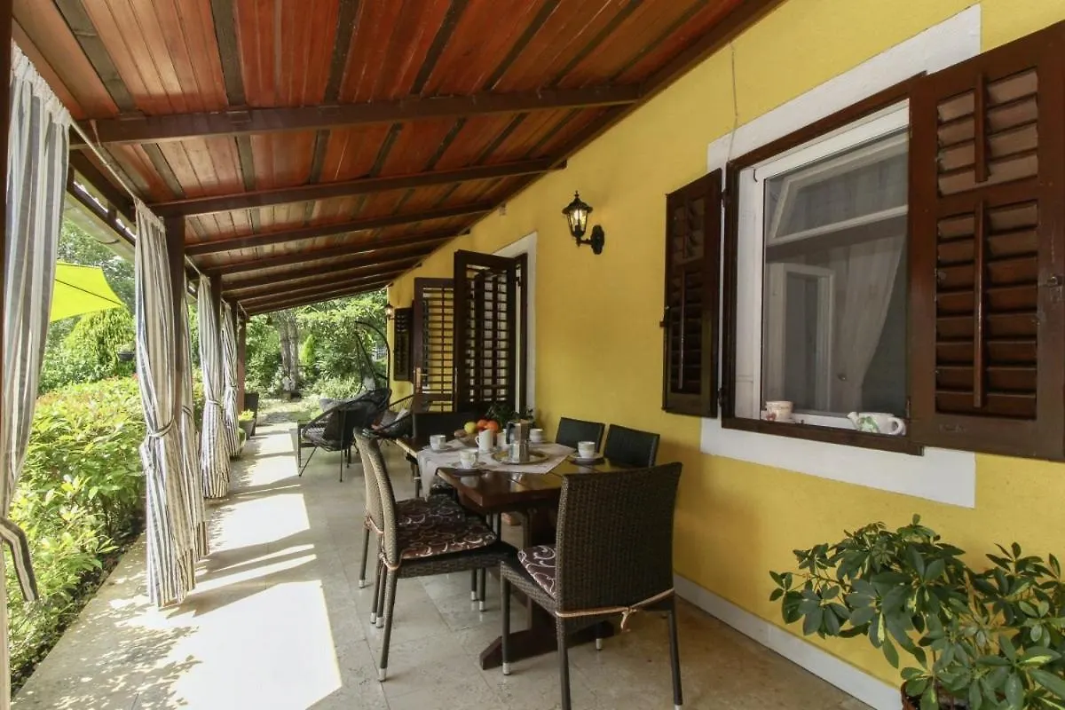 Holiday home Jolanda In Plomin - Haus Fuer 4-6 Personen Villa