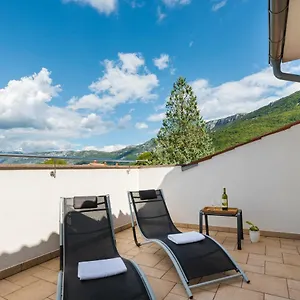 Qualich Apartament